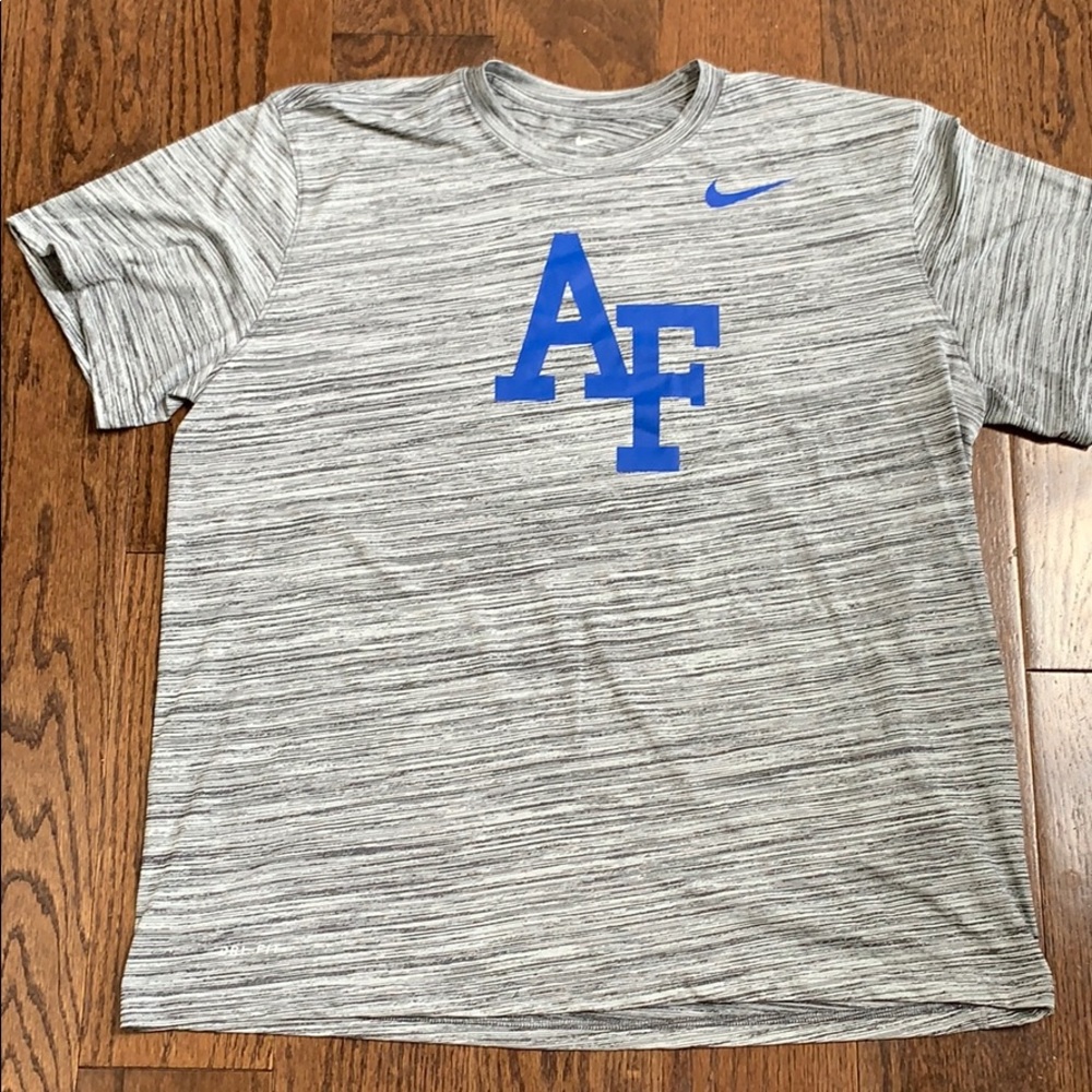 New Nike dri fit shirt